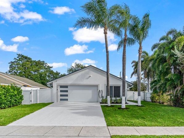 719 NE 9th Ave