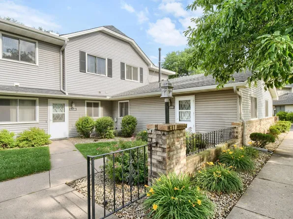 11328 Ibis St NW, Coon Rapids, MN 55433