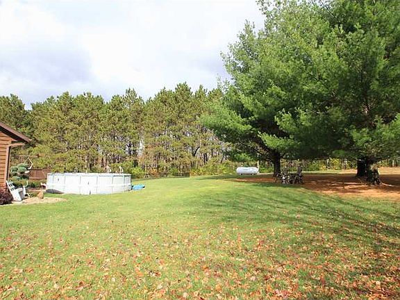 2nd image of 3162 Valley Dr NE