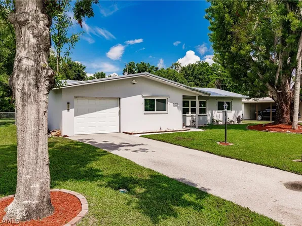 1187 Betmar Blvd #W, North Fort Myers, FL 33903