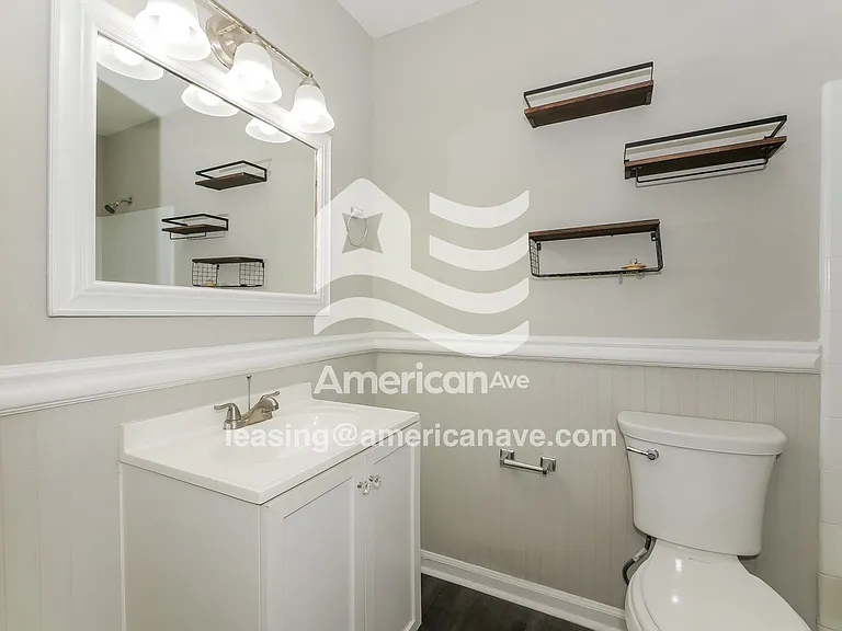 781642_014_bathroom_13930597.jpg