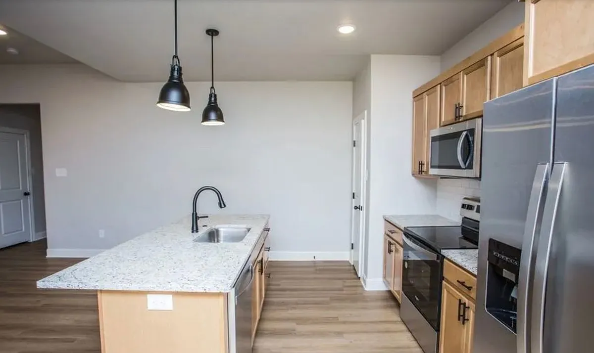 Building Photo - 2538 137th St