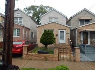 11141 147th St, Jamaica, NY 11435