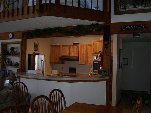 3rd image of 2480 Chippewa Trailside #11