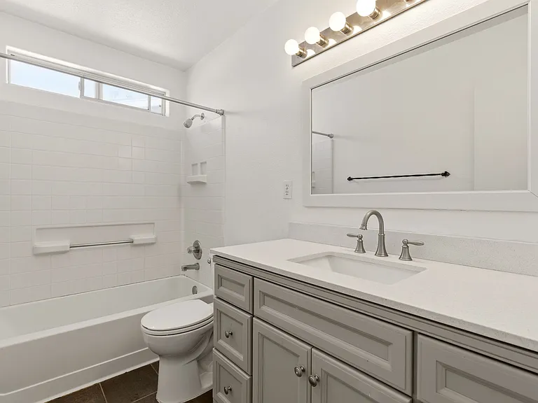 8400 Cedarcroft Rd NW — Photo 10