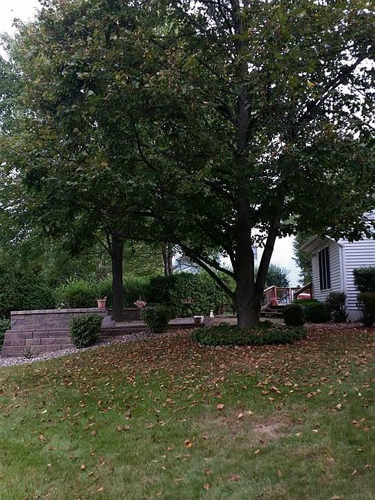 2nd image of 4 Holbrook Way