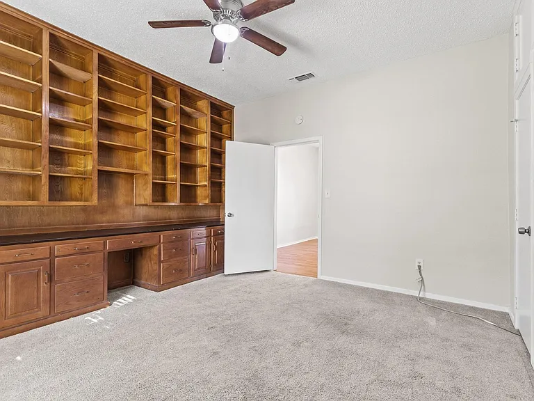904 S Gribble St — Photo 23