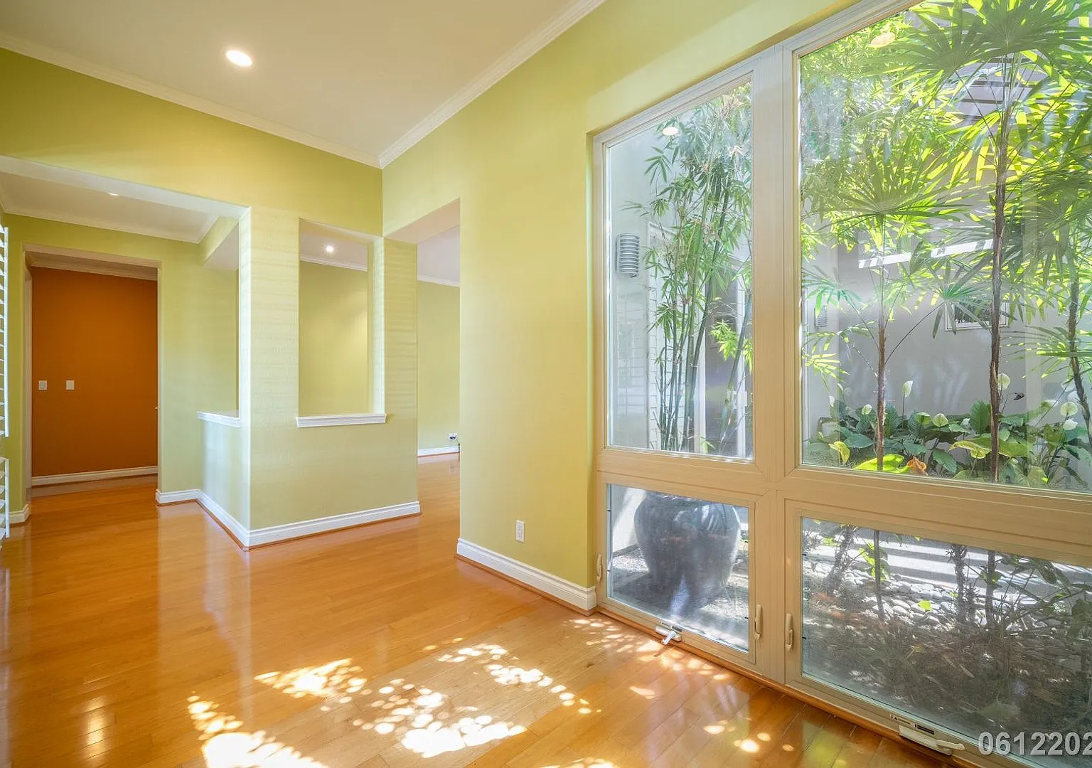Luxury Living at Koko Villas, Hawaii Kai Spacious, Unfurnished 3 Bed, 2.5 Bath Single-Level Home — Photo 3