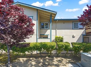 40300 Grimmer Blvd, Fremont, CA 94538