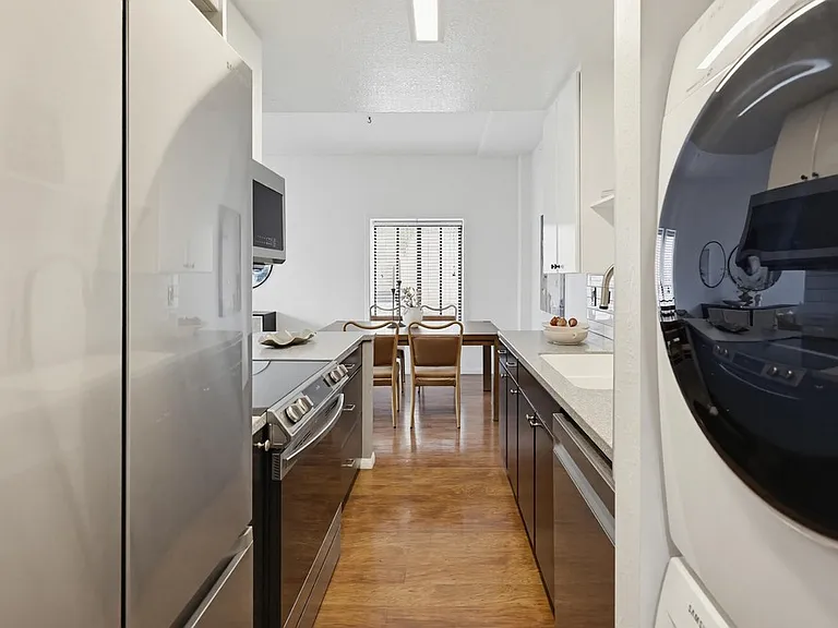 1333 8th Ave #1 — Photo 4