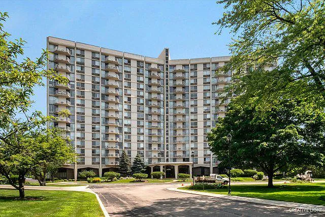 40 N Tower Rd APT 8A photo 1