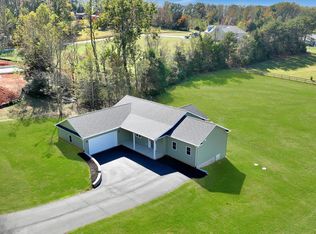 81 Belvior Cir, Moneta, VA 24121