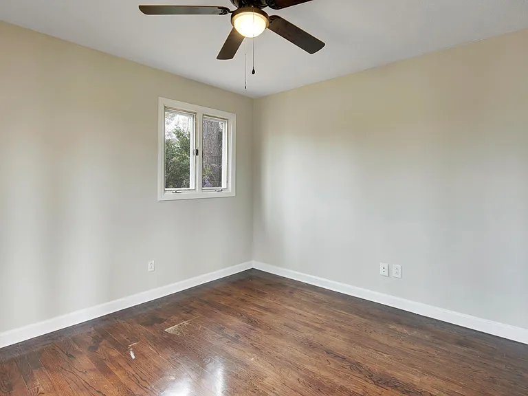 7558 Jennings Ln — Photo 21