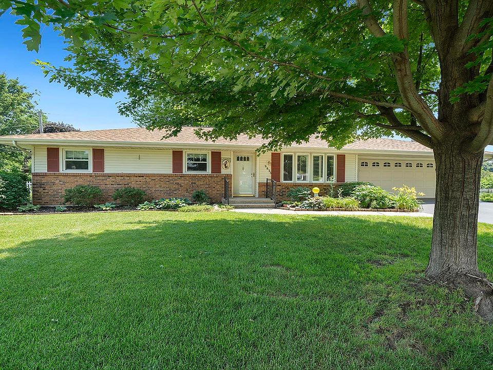 1st image of 9833 Gentian Dr