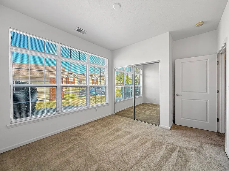 705 Beachfront Dr — Photo 25