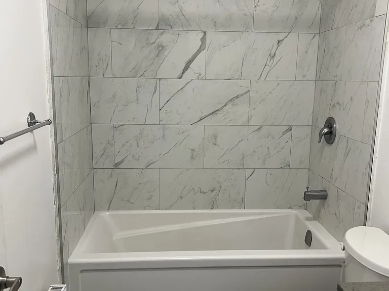 630 Cummings Ave — Photo 292