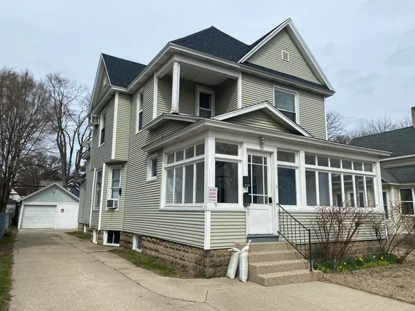 85 E 16th St #2, Holland, MI 49423