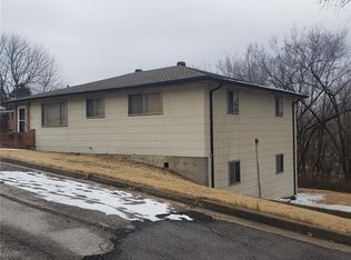 1106 Schriewer Dr, Hermann, MO 65041