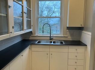 19 Sarah St #3, Providence, RI 02906