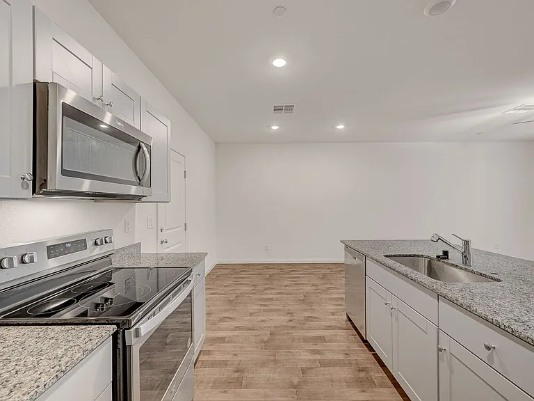 4153 Lunar Canyon Ave — Photo 12