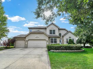 3274 Walkerview Dr, Hilliard, OH 43026