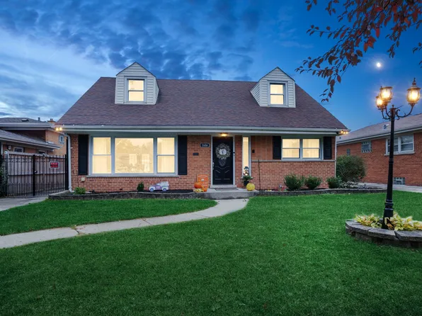 1686 Sycamore St, Des Plaines, IL 60018