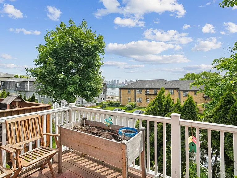 75 Myrtle Ave #1 — Photo 30