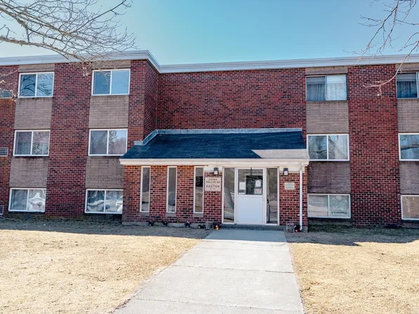 2094 Phillips Rd APT 29, New Bedford, MA 02745