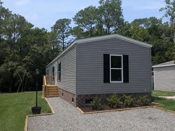 3527 Tarpon Court SE, Bolivia, NC 28422