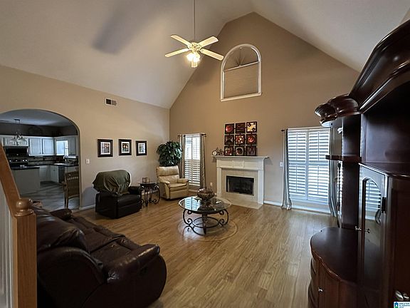 4th image of 3204 Trace Way