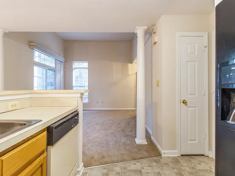 9900 Sassafras Ln — Photo 8