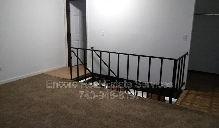 1119B Hollander St — Photo 2