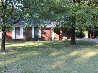 2444 Upper Dr, Pearl, MS 39208