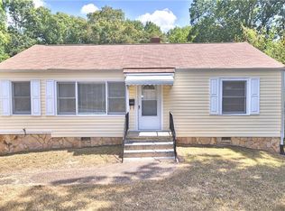 5074 Phillips Dr, Forest Park, GA