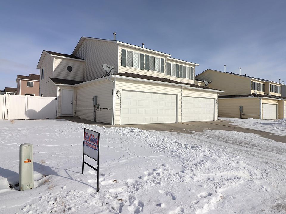 1st image of 2721 Koven Dr
