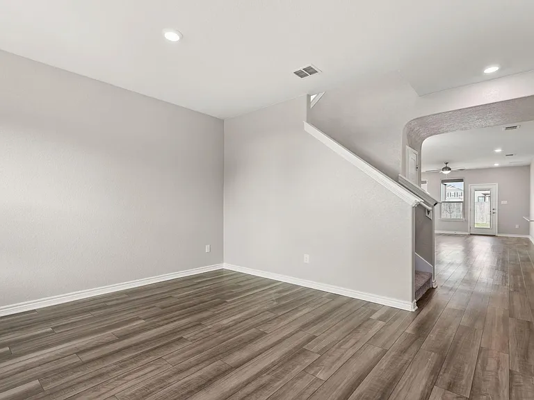 4570 Whispering Oak — Photo 4