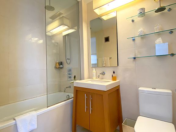 5th image of 88 Greenwich St APT 3005