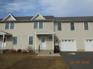 54 E Silver St APT D, Westfield, MA 01085