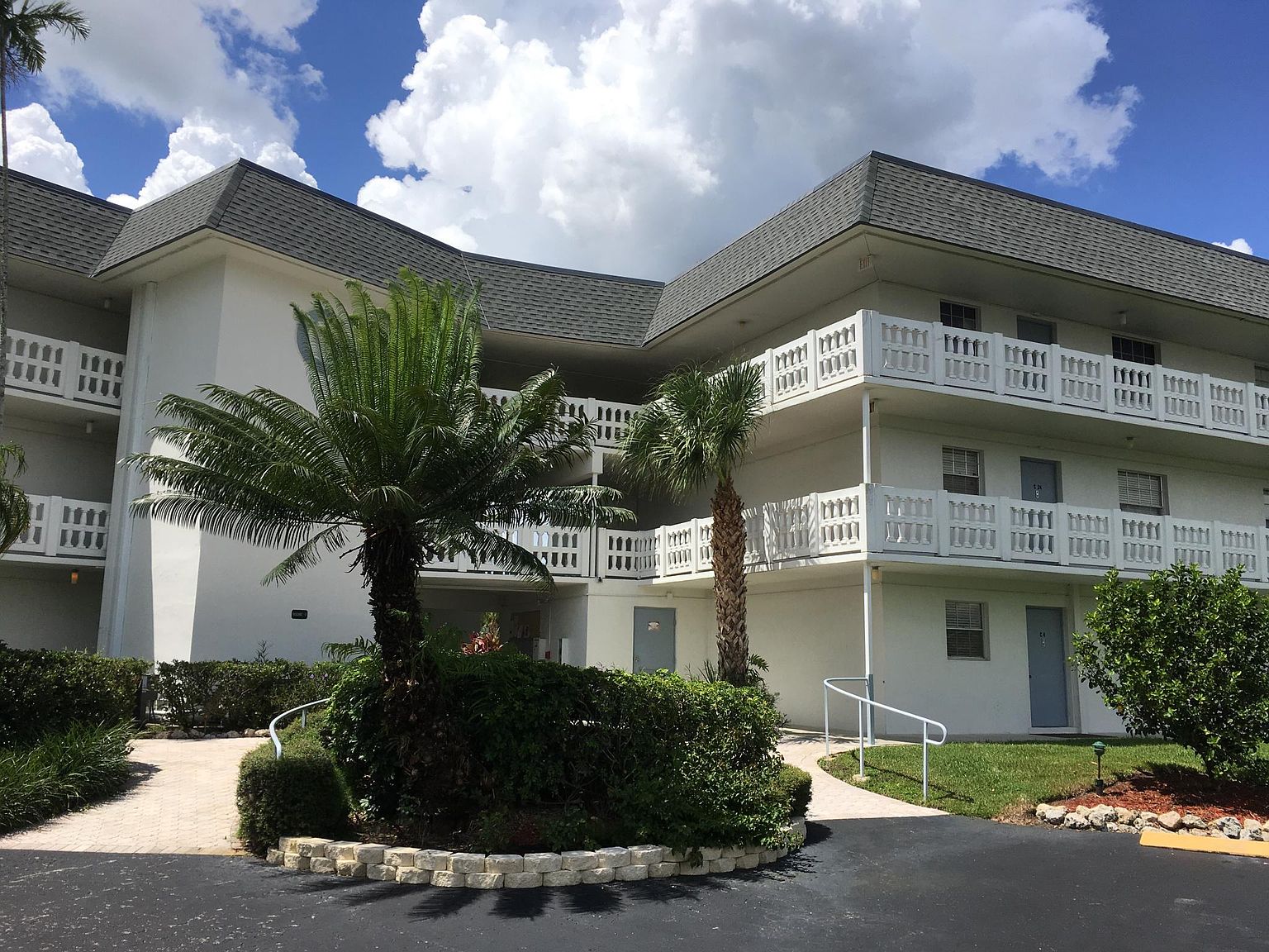 315 Saint Andrews Blvd APT D25, Naples, FL 34113 Zillow
