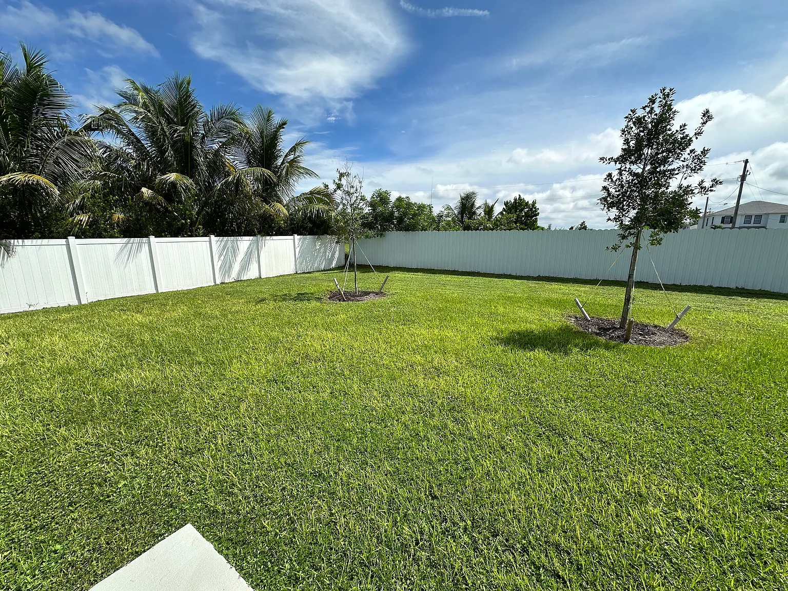 2121 NW 6th Pl — Photo 4