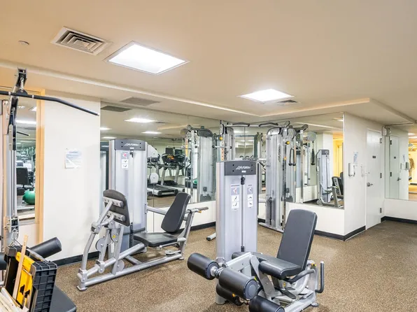 915 Hudson Park image 29 of 44