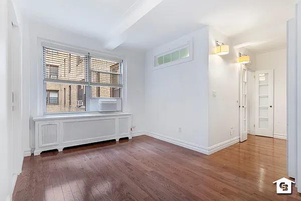 Sold by Coldwell Banker Reliable Real Estate | media 15