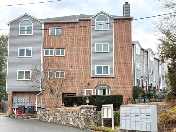 7 Seir Hill Road #15, Norwalk, CT 06850