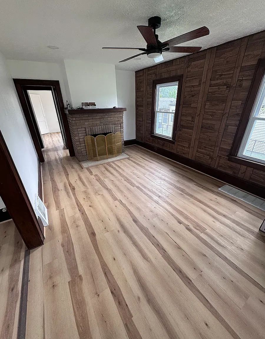 4 bed, 1432 sqft, $2,200 — Photo 3