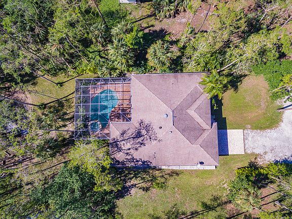 3rd image of 5154 Hickory Wood Dr