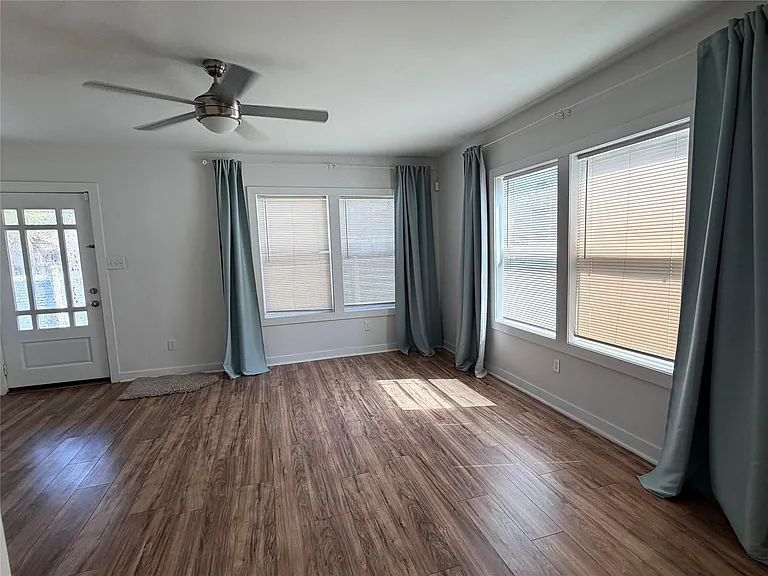 1126 Ryon St #A — Photo 8