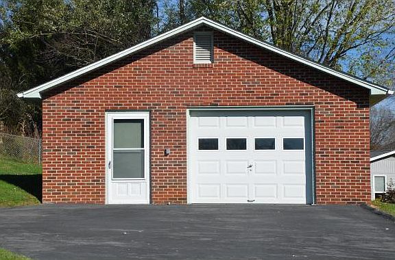 3rd image of 528 Meadowcrest Dr