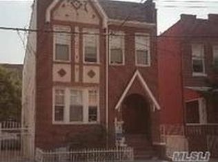 141 E 51st St, Brooklyn, NY 11203