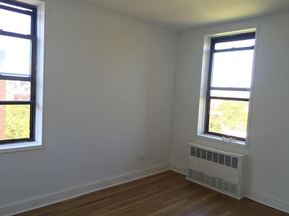 1st image of 13915 83rd Ave #7