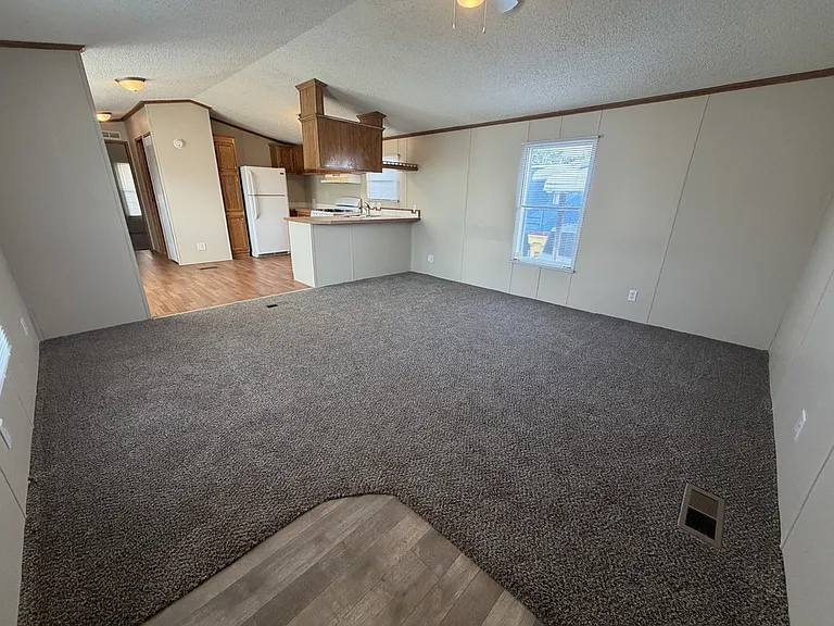 38000 Le Chateau Blvd #383 — Photo 5